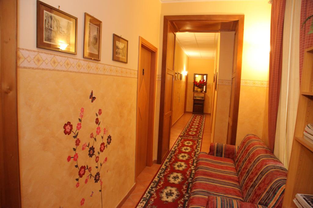 B&B Rinascente Paola Exterior foto